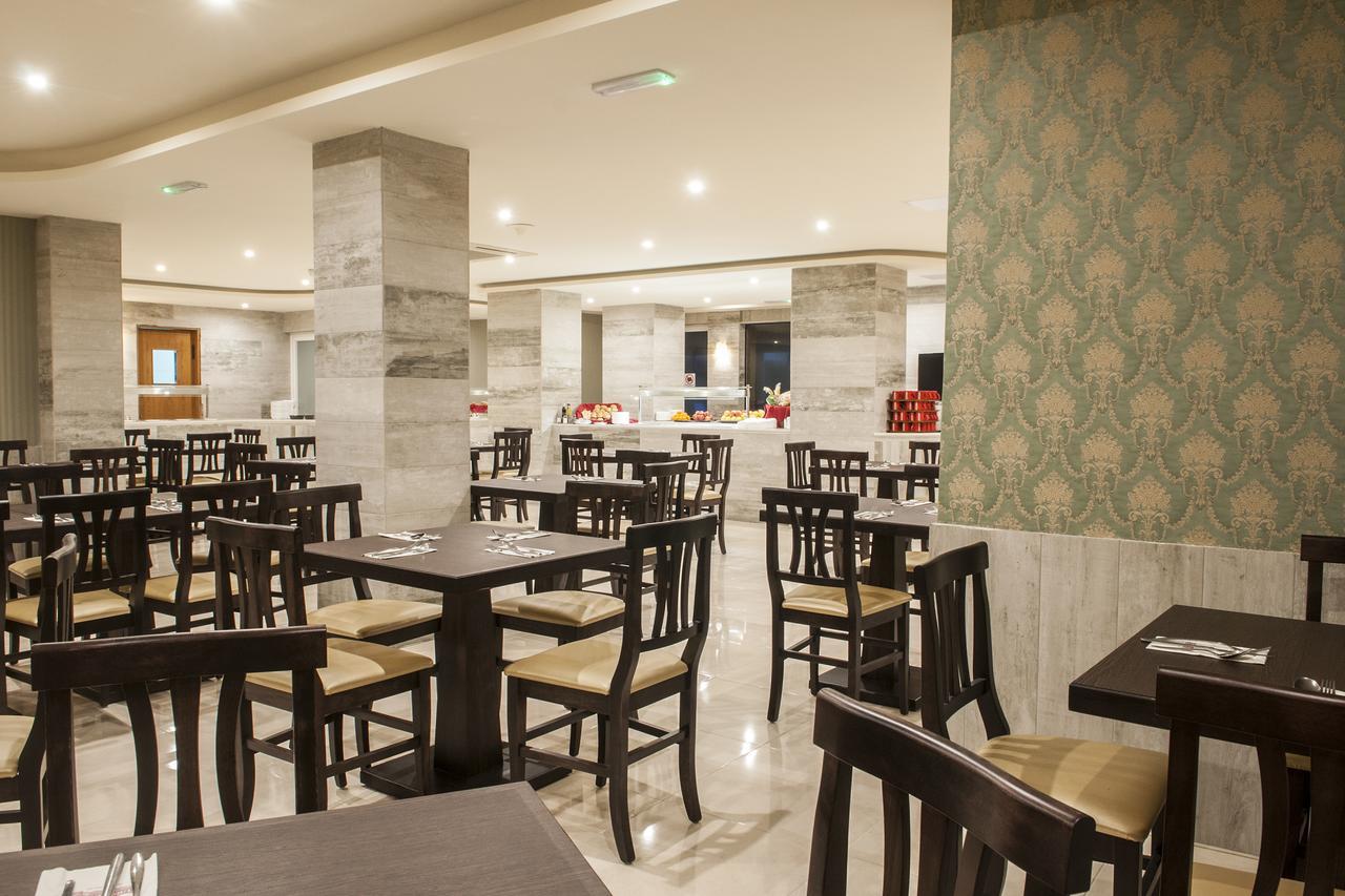 Euroclub Hotel St. Paul's Bay Bagian luar foto